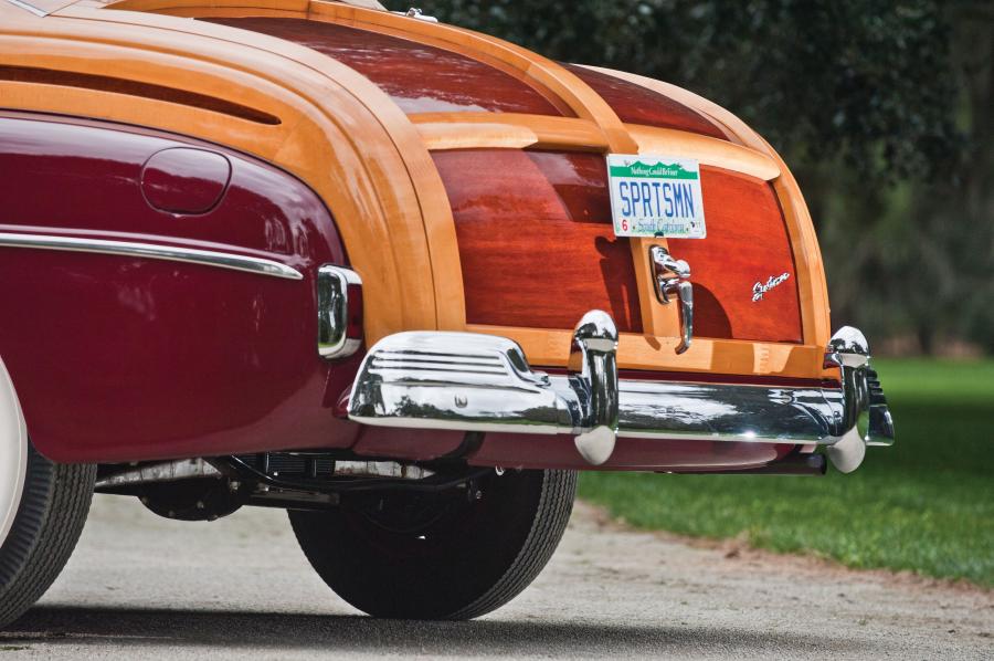  Ford DeLuxe Sportsman 1947 года  (фото 16 из 25)